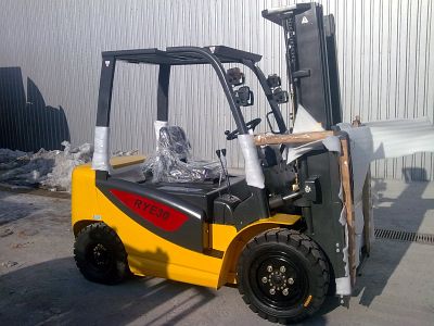 Дизельный погрузчик Xilin FD30