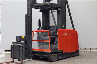 Штабелёр BT CSB30T