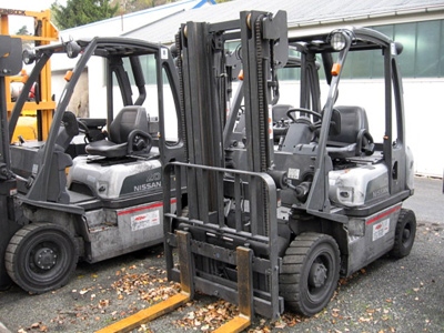Дизельный погрузчик Nissan Y1D2A20Q