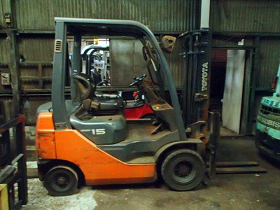 Дизельный погрузчик Toyota 02-8FDL15