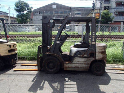 Бензиновый погрузчик Nissan NL02A20J(FG20)