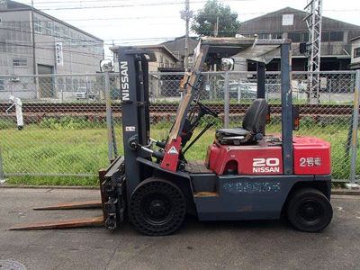 Дизельный погрузчик Nissan FJ02M20(FD20)