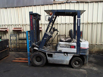 Бензиновый погрузчик Komatsu FG15-15