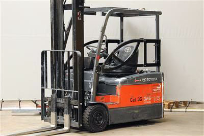 Электропогрузчик Toyota 7FBEF16