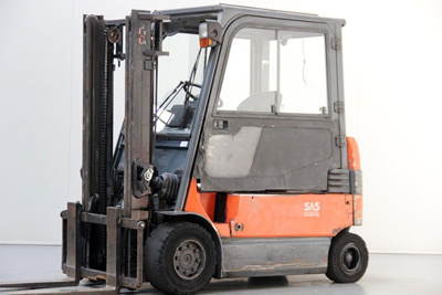Электропогрузчик Toyota 7FBMF30