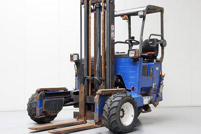 Дизельный погрузчик Moffett M8 25.3