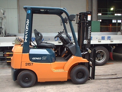 Вилочный погрузчик Toyota 02-7FG15
