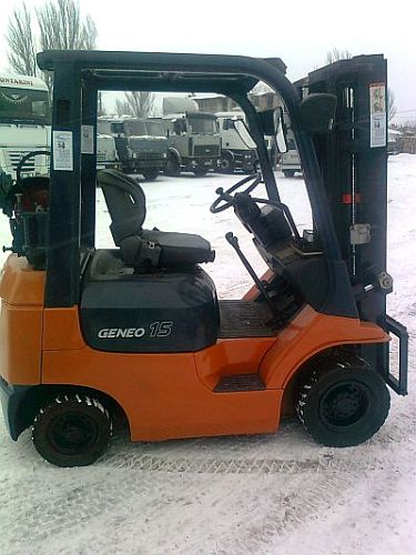Вилочный погрузчик Toyota 7FGL15 - 13602 (3)