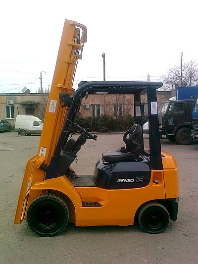 Вилочный погрузчик Toyota 02-7FG15 - 24573