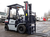 Газовый погрузчик Komatsu FG25H-11-492696 (4)