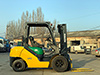 Бензиновый погрузчик Komatsu FG25HT-16-702047 (3)