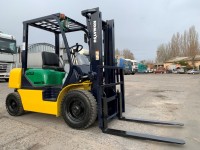 Бензиновый погрузчик Komatsu FG20LC-12-517013 (2)