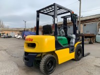 Бензиновый погрузчик Komatsu FG20LC-12-517013 (3)