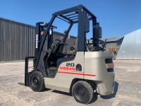 Вилочный погрузчик Nissan NP1F1A20D (4)