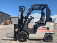 Вилочный погрузчик Nissan NP1F1A20D (5)