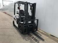 Вилочный погрузчик Nissan P1F2A25D (4)