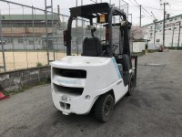 Дизельный погрузчик TCM FHD25T5 (6)