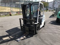 Дизельный погрузчик TCM FD20T5 (5)