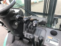 Бензиновый погрузчик Mitsubishi FG25D (8)