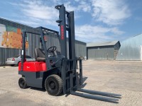 Бензиновий навантажувач Nissan J01M14 (5)