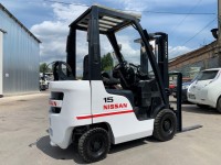 Вилочный погрузчик Nissan P1F1A15D (3)