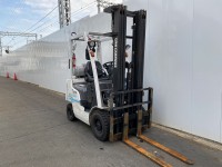 Вилочный погрузчик Nissan P1F1A15D (4)