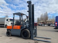 Вилочний навантажувач Nissan PGF02M30 (5)