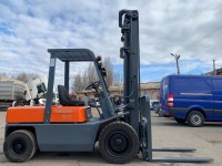 Вилочний навантажувач Nissan PGF02M30 (6)