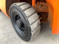Вилочний навантажувач TCM FGE15T5 (9)