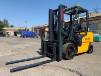 Вилочний навантажувач Nissan U1F2A25D (2)