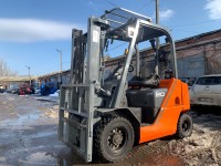 Вилочний навантажувач TCM FHGE20T5 (2)
