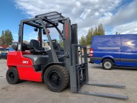 Вилочний навантажувач Nissan UG1F2A30D (5)