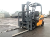 Вилочний навантажувач Nissan P1F2A25J (2)