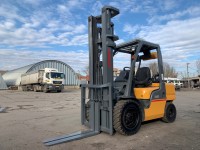Вилочний навантажувач Nissan UGL02A35W (2)