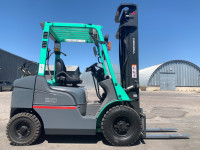 Вилочний навантажувач Mitsubishi FGE25D-F17D (6)