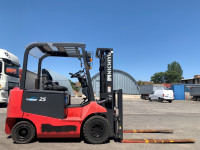 Вилочний електронавантажувач NYK FB25PLN (6)