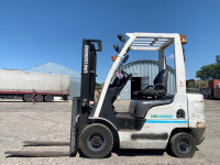 Вилочний навантажувач Nissan P1F1A20D