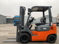 Вилочний навантажувач Toyota 7FGL15