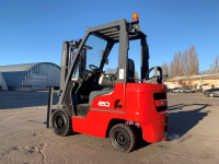 Вилочний навантажувач Nissan P1F1A20D (3)