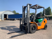 Вилочний навантажувач Komatsu FG20C-16 (2)