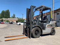 Вилочний навантажувач Nissan P1F2M25J (2)