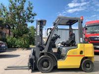Вилочний навантажувач Nissan P1F2A20D