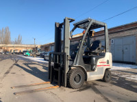 Вилочний навантажувач Nissan P1F1A15D (2)