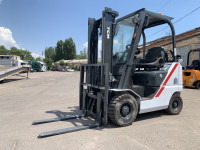 Вилочний навантажувач TCM FGE15T5 (2)