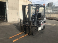 Вилочний навантажувач Nissan P1F1A18D (2)