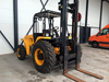 Дизельный погрузчик JCB (2)
