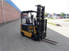 Электропогрузчик CAT Lift Trucks EC25LNY (2)